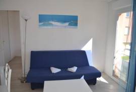 Excellent 2 Bed Apartment For Sale in Residence Les Isles De Sola Grandcamp-Maisy