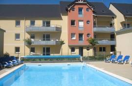 Excellent 2 Bed Apartment For Sale in Residence Les Isles De Sola Grandcamp-Maisy