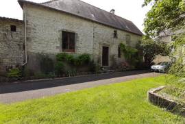 9 Bedrooms - Chateau - Poitou-Charentes - For Sale