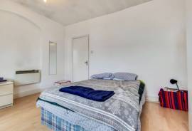 2 bed flat to rent Graham Road, London E8