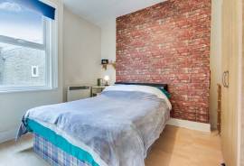 2 bed flat to rent Graham Road, London E8