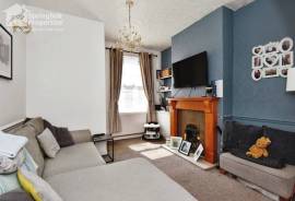 3 bedroom, Terraced House for sale