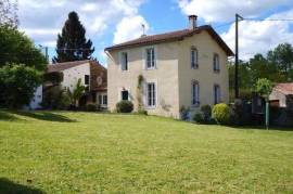 2/3 detached house, Vouvant, Vendee