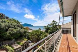 Sea view Penthouse, Pieve Ligure - Liguria