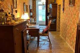 €96770 - Beautiful Stone House with Large Garden and Great Potential