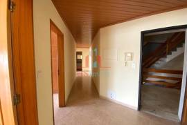 2 Bedroom Apartment Entroncamento