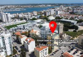2 bedroom apartment in Portimão, Central Zone, Refurbished