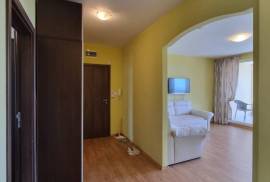 2 BED sunny and spacious apartment, 112 ...