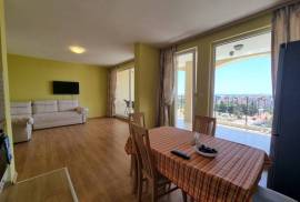 2 BED sunny and spacious apartment, 112 ...