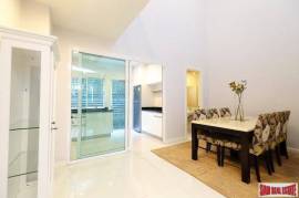 New Modern Three Bedroom Townhouse for Rent with fully furnished in the Heart of Asoke.