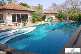 Windmill Village Bangna Golf Course - Extra Large Four Bedroom Home with Pool near the Airport