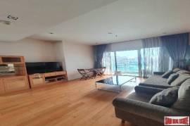 Millennium Residence - Nice size 2+1 Bedroom Condo for Rent near Asoke BTS