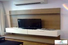 Siri on 8 - Two Bedrooms Condo for Rent Just 200 Meters from BTS Nana