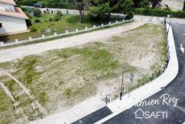 Terrain de 592 m² Viabilisé en Lotissement à Soussans