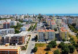 2 bedroom apartment located in the Barranco do Rodrigo Urbanization in Portimão