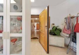 2 bedroom apartment located in the Barranco do Rodrigo Urbanization in Portimão