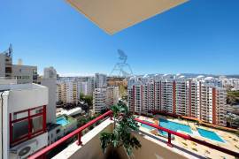 Furnished and Equipped 3 Bedroom Apartment in the Heart of Praia da Rocha