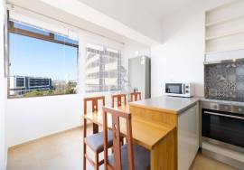 Completely Refurbished and Equipped 3 Bedroom Apartment Two Steps from Praia da Rocha Beach