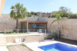 Luxury 4 bedroom villa located on the slope of Orada with 1000m² of plot