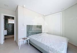 Stunning Refurbished 2 Bedroom Apartment in Praia da Rocha!