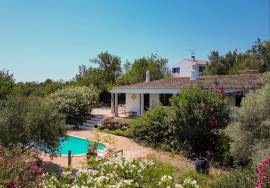 Magnificent typical Algarve house near Moncarapacho and beaches