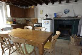 Cottage in Rural Village, Ideal Holiday Home