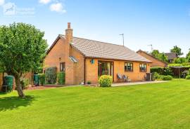 3 bedroom, Detached bungalow for sale