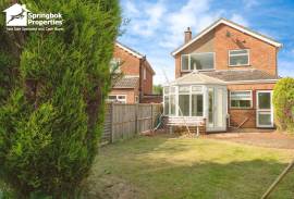 3 bedroom, Detached house for sale