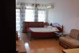 Spacious studio apartment in Etara 3 (St...