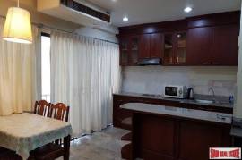 Saranjai Mansion - Large One Bedroom with Balcony and Pool View on Sukhumvit 6, Bangkok