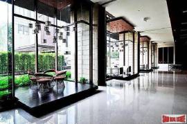 The Emporio Place - Super Modern One Bedroom Duplex on Sukhumvit 24