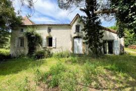 Old house for sale, 8 rooms - Maubourguet 65700