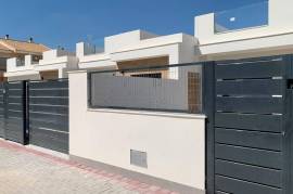 TERRACED VILLAS WITH PRIVATE POOL CLOSE TO RODA GOLF COURSE