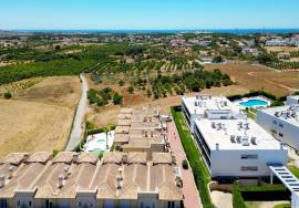 Land with approved project for the construction of 5 villas with swimming pools and gardens - Albufeira