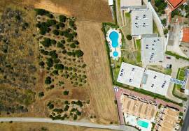 Land with approved project for the construction of 5 villas with swimming pools and gardens - Albufeira