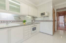 2-BEDROOM APARTAMENT AT PARQUE DOS POETAS | OEIRAS