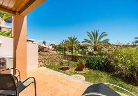 Duplex 2 bedroom townhouse with golf views in Vale da Pinta Golf Resort - Algarve
