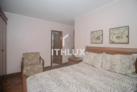 House, 230 m², for sale, semi furnished, 2 bedrooms, suite, 3 bathrooms, 4 parking spaces, PUC, Parthenon, POA/RS