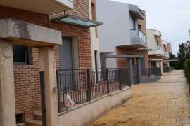 Maisonette for sale