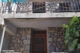 Maisonette for sale