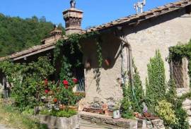 Estate For Sale In Tuscany