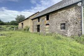 Countryside Barn with Land to Develop