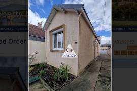 Town House in Good Order with Outbuildings