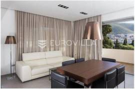 Dubrovnik, exclusive apartment with parking, rent