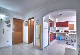 A. Pêra - Apart. 2 Bedrooms - Garage - 150 Meters from the Beach