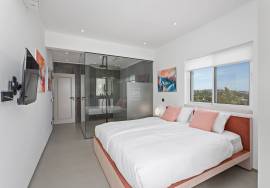 Exclusive: 4 Bedroom Villa with fantastic views
