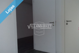 Stall store with 39 m2 of area with a privileged location in the city of Lisbon.
