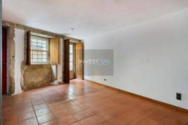 2 Bedroom Duplex House for Sale at Rua de Pelames 49, Porto