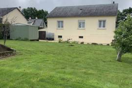 Detached House with Garden