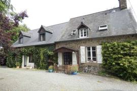 Detached Country House with Guest Gite